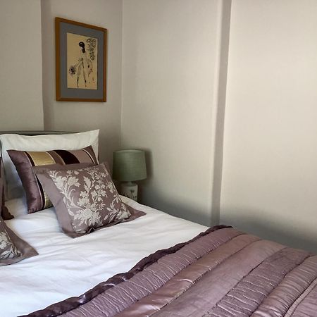 Luxury 2 Bed Apartment With Free Parking Ludlow Kültér fotó