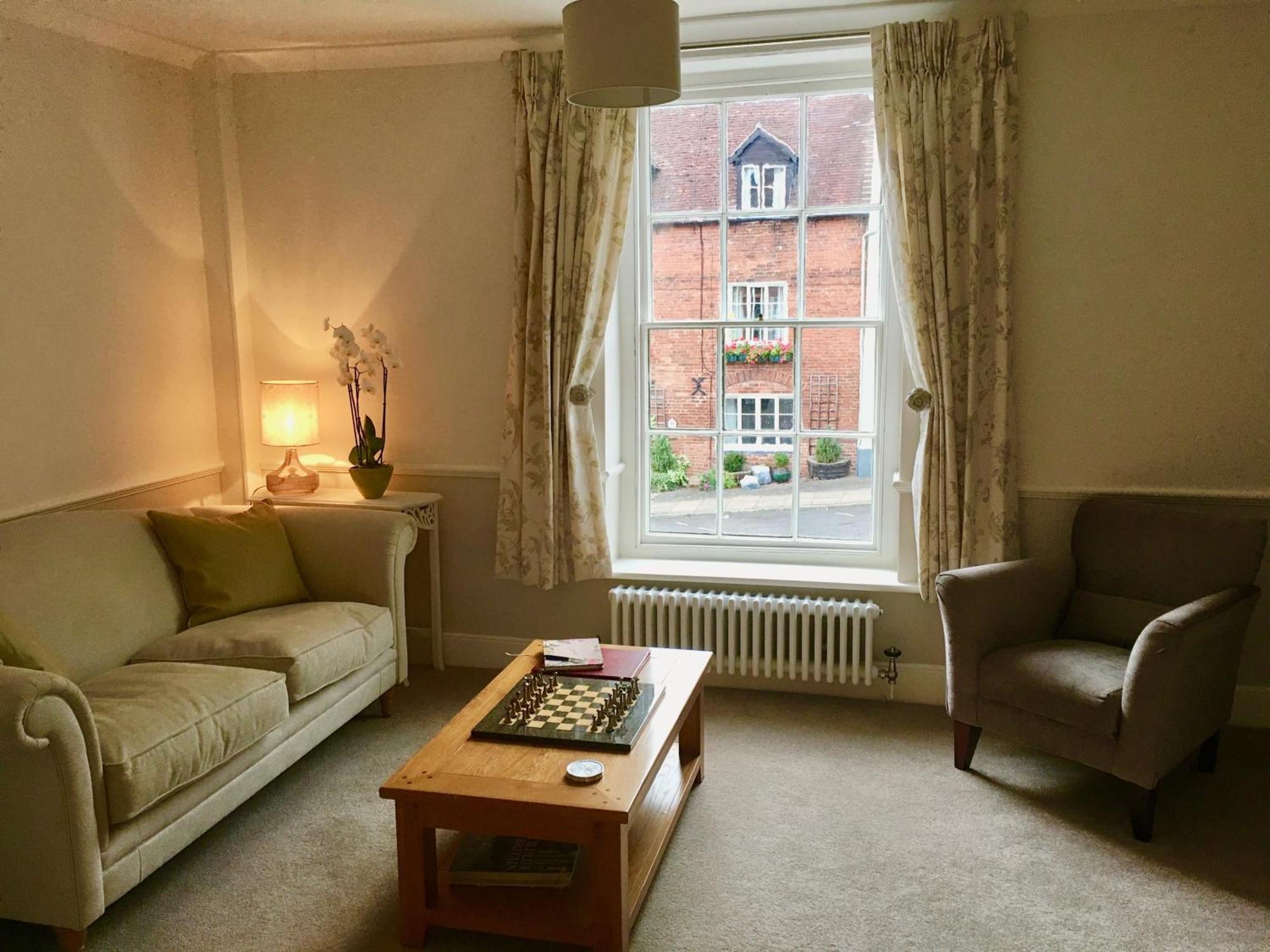 Luxury 2 Bed Apartment With Free Parking Ludlow Kültér fotó